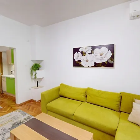 The Green Apartment In The Heart Of Old Sofia 1Bdr Exterior photo
